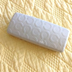 Cream/ivory Hard Eye Glass Case